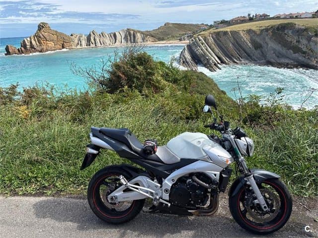 Suzuki GSR 600 – Vista 1