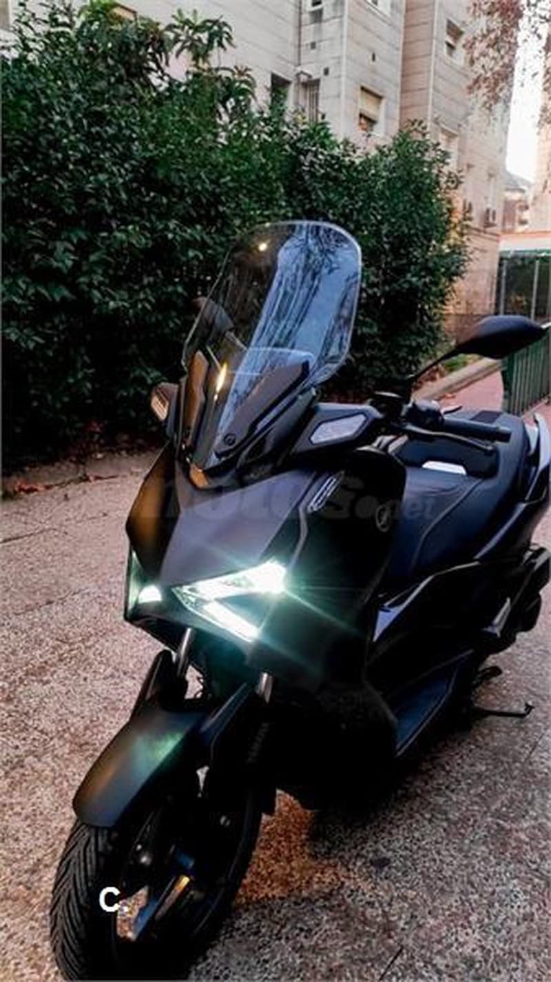 Yamaha XMAX 125 – Vista 4