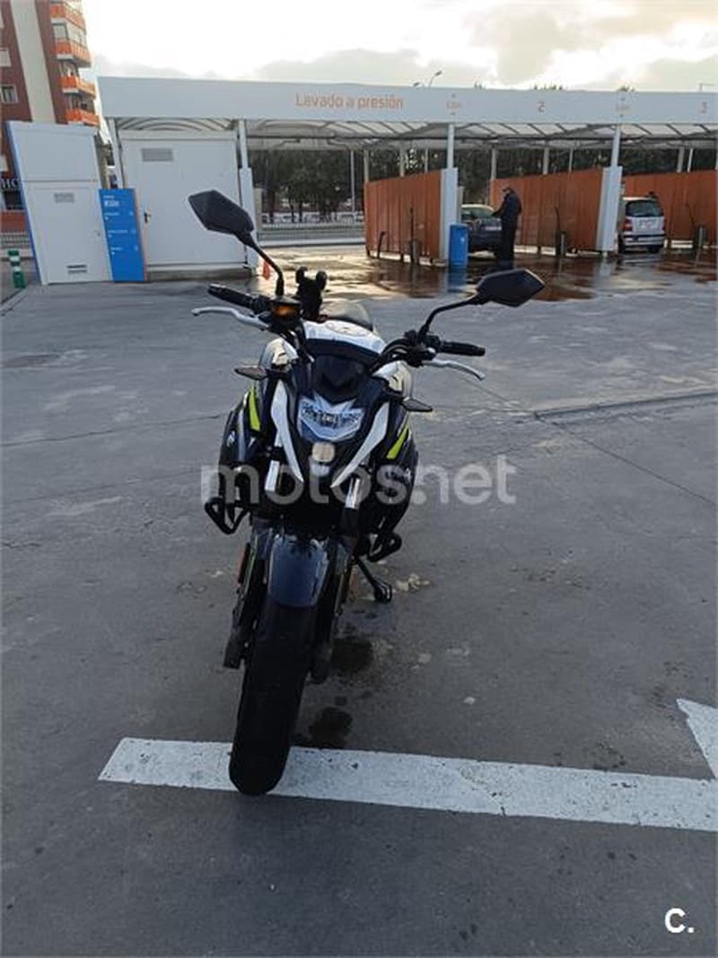CFMOTO 650 NK 3500 € 2019 Burgos - 2
