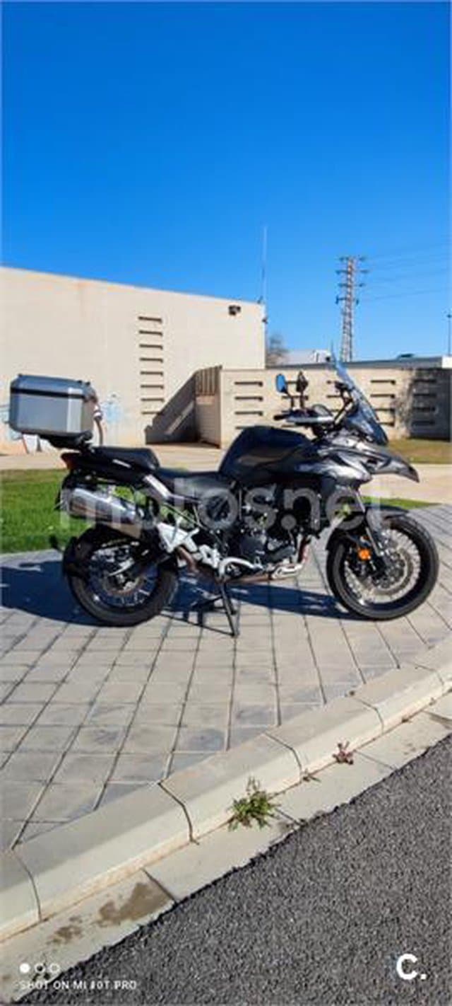 Benelli TRK 502 – Vista 1