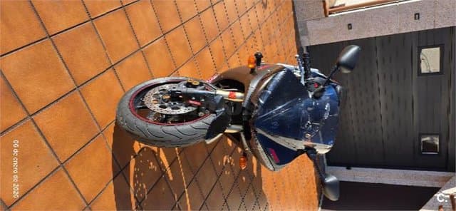 Yamaha YZF R6 4850 € 2007 Pontevedra - 2