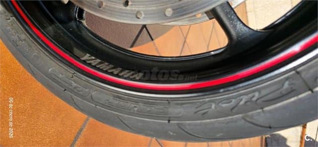 Yamaha YZF R6 4850 € 2007 Pontevedra - 9
