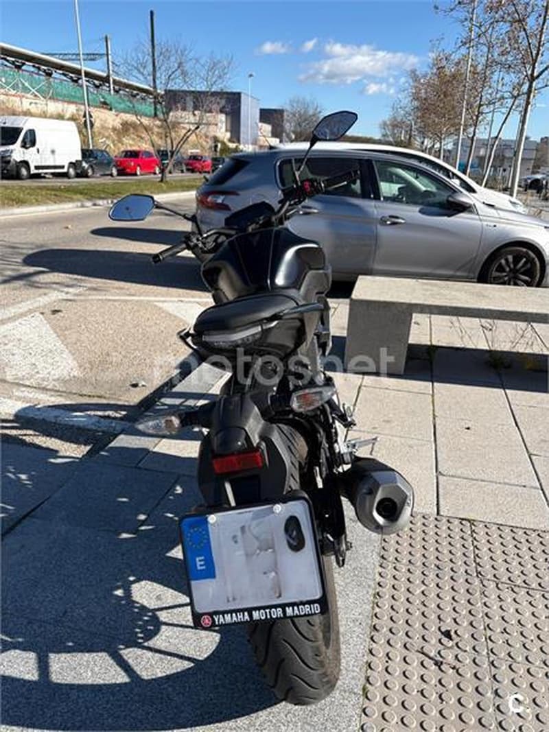 Yamaha MT-125 – Vista 3