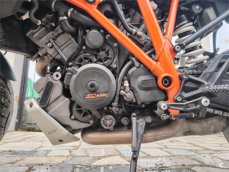 KTM 1290 Super Duke GT – Vista 9