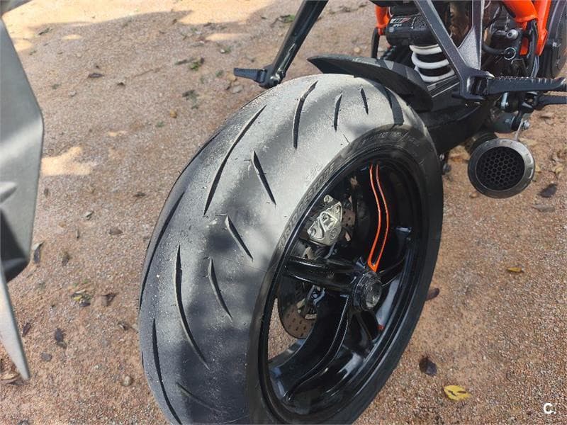 KTM 1290 Super Duke R 11.900 € 2022 Valencia - 4