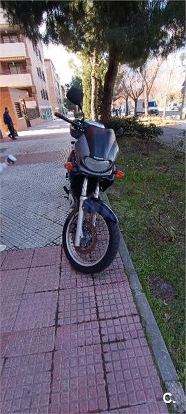 Suzuki XF 650 Freewind 1500 € 1999 Madrid - 5