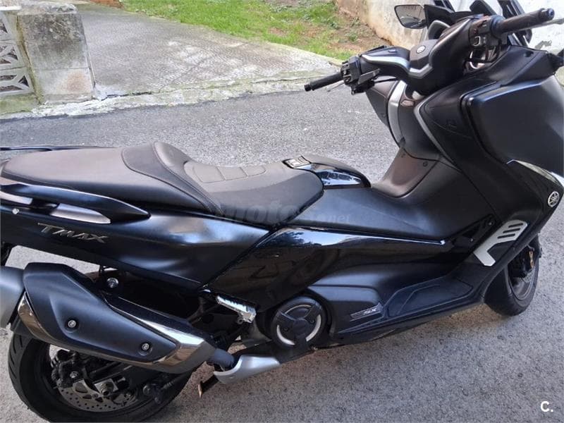 Yamaha TMAX – Vista 3