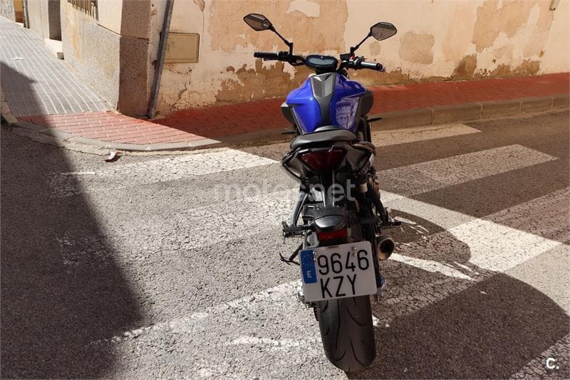 Yamaha MT-07 – Vista 11