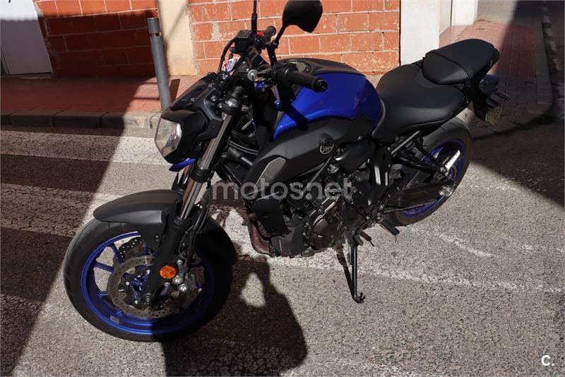 Yamaha MT-07 – Vista 12