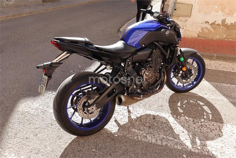 Yamaha MT-07 – Vista 6