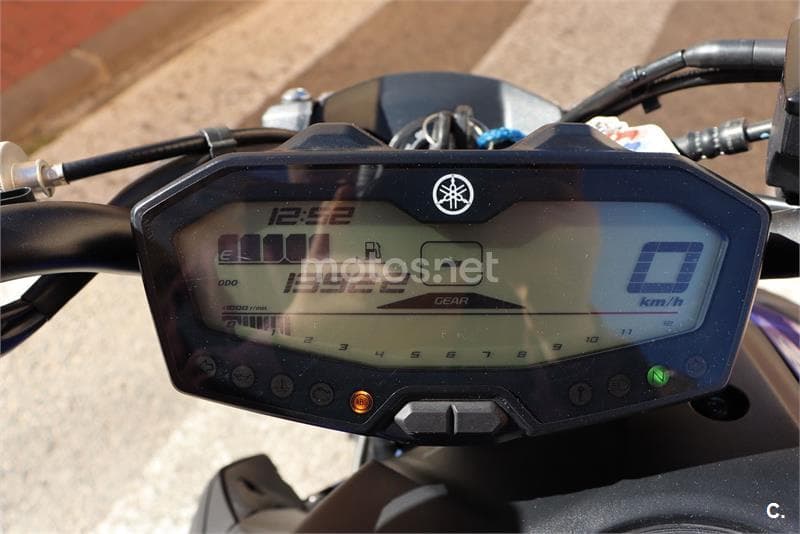 Yamaha MT-07 – Vista 7