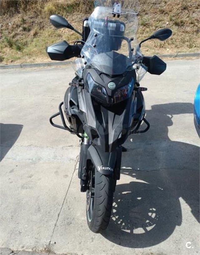 Benelli TRK 502 – Vista 2