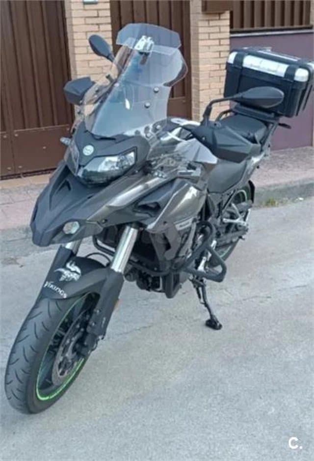 Benelli TRK 502 – Vista 3