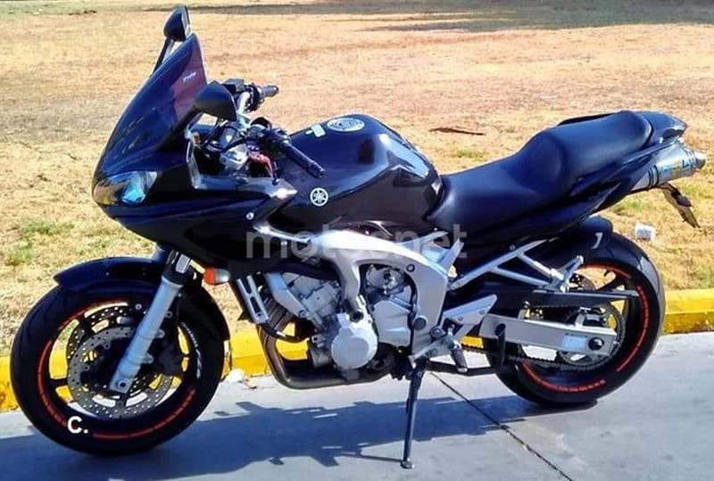Yamaha FZ6 S – Vista 4