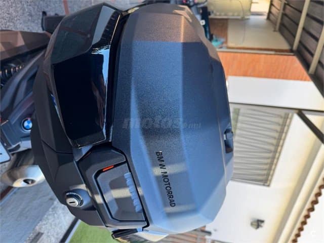 BMW C 400 GT – Vista 7