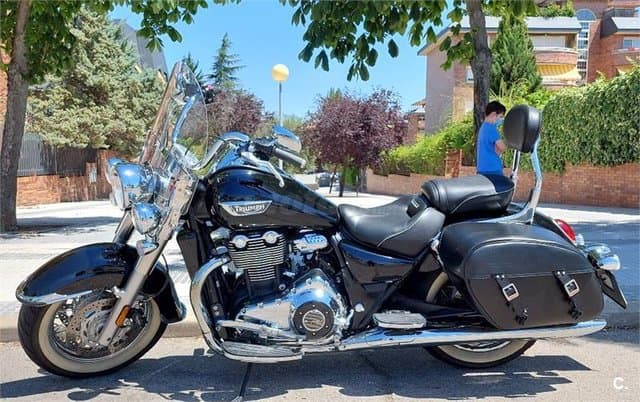 Triumph Thunderbird LT – Vista 3