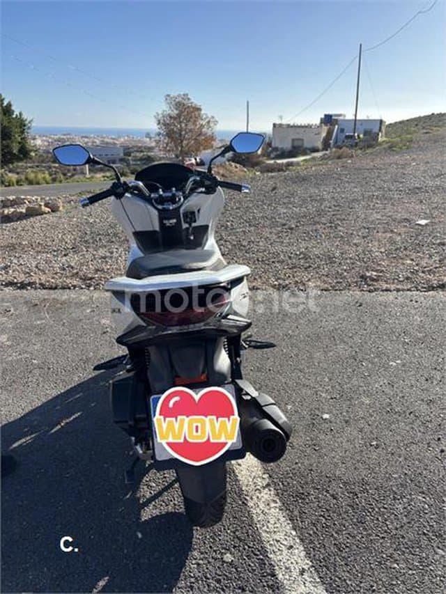 Honda PCX 125 – Vista 5