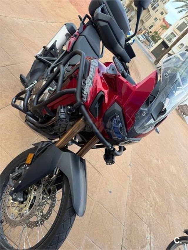 Honda CRF1000L Africa Twin – Vista 11