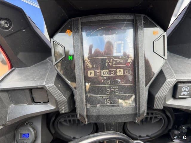 Honda CRF1000L Africa Twin – Vista 5