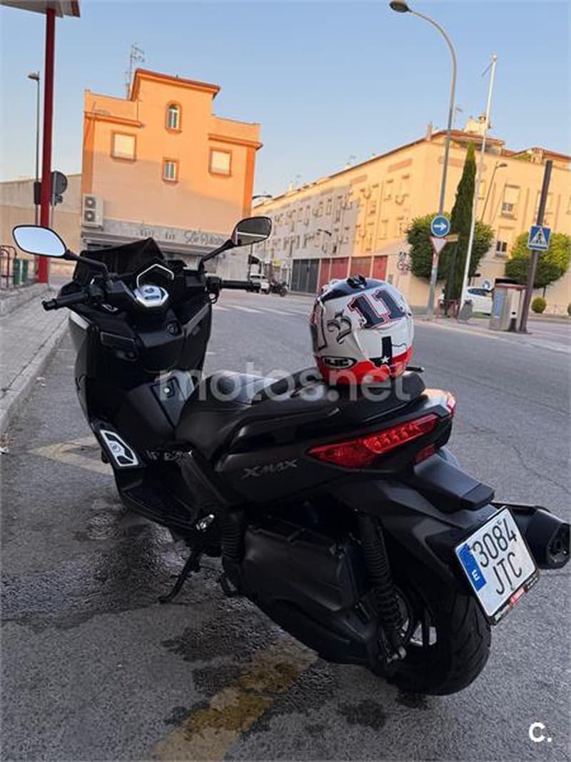 Yamaha XMAX 400 – Vista 1