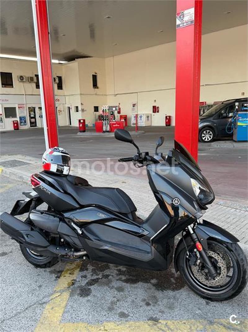Yamaha XMAX 400 – Vista 4