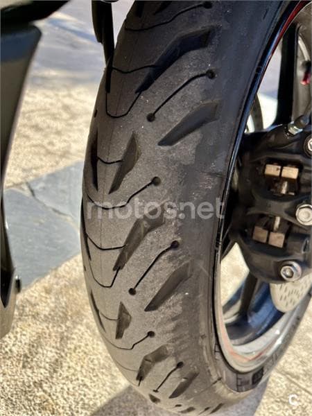 Kawasaki Ninja 1000 SX – Vista 4