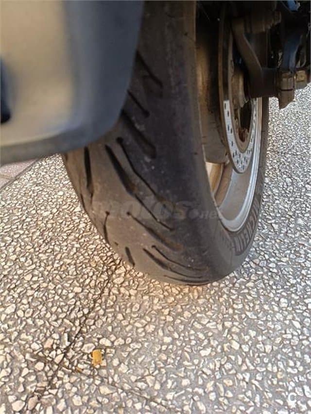 Honda NT 650 V Deauville 2300 € 1999 Araba - 5