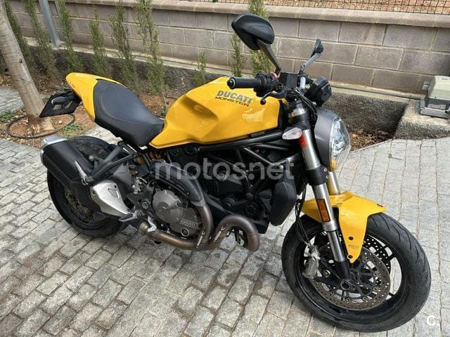 Ducati Monster 821 – Vista 5