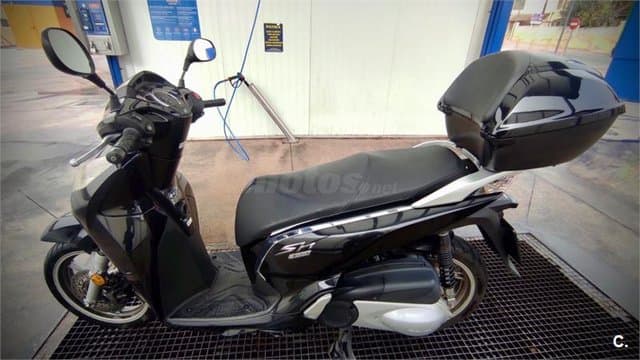Honda SH 300i ABS – Vista 4