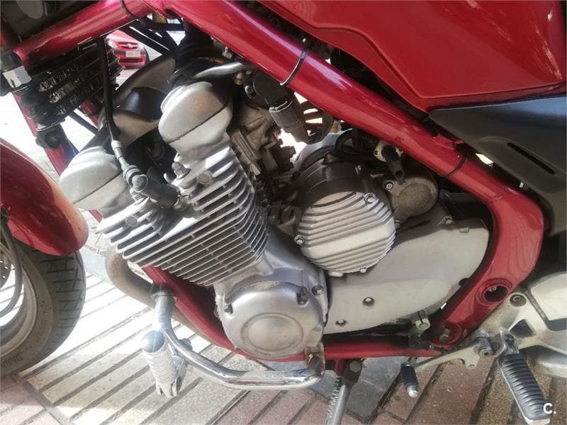 Yamaha XJ 600 N DIVERSION – Vista 9