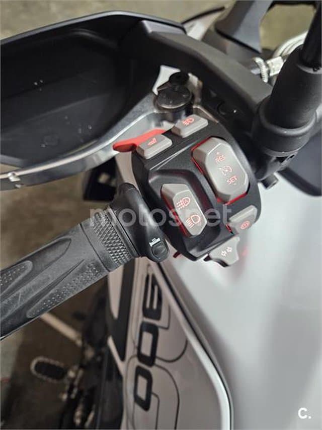 Triumph Tiger 900 13.500 € 2025 Barcelona - 7