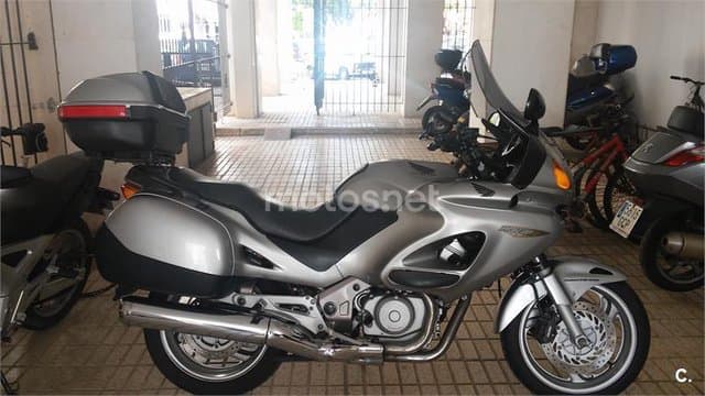 Honda NT 650 V Deauville 1900 € 2005 Sevilla - 1