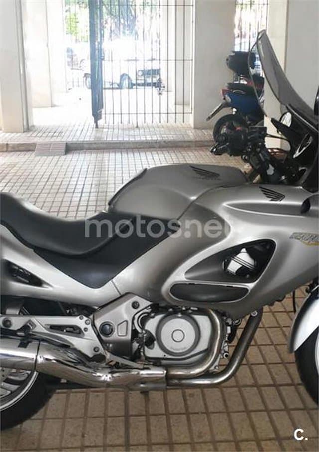 Honda NT 650 V Deauville 1900 € 2005 Sevilla - 3
