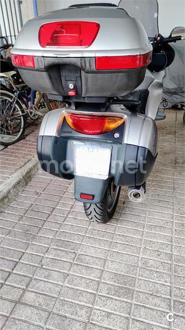 Honda NT 650 V Deauville 1900 € 2005 Sevilla - 6