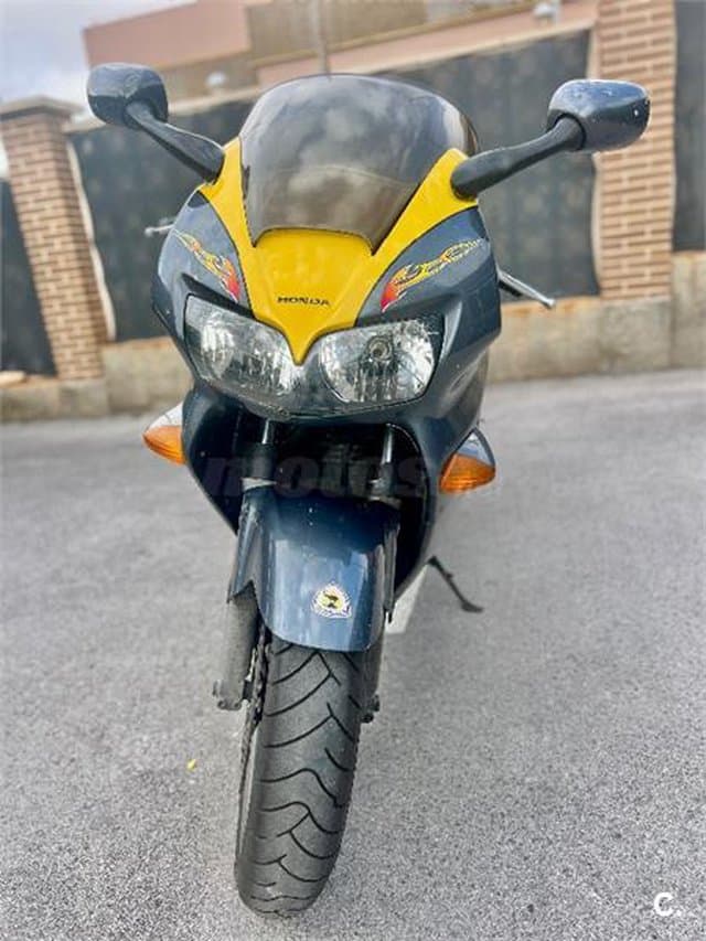 Honda VFR 800 – Vista 2