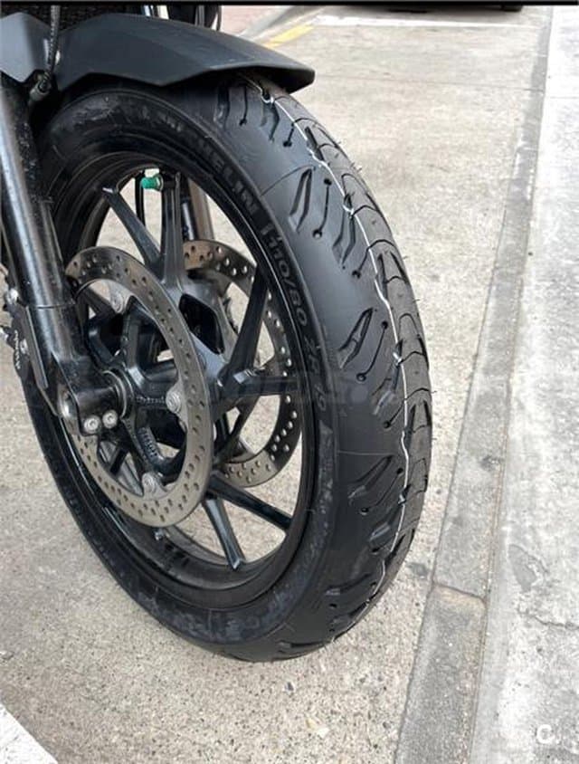 BMW F 750 – Vista 5