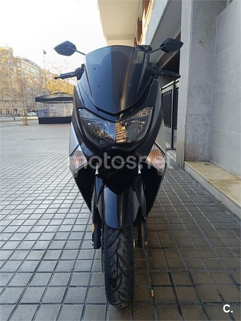 Yamaha NMAX – Vista 1