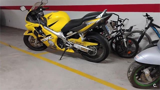 Honda CBR 600F – Vista 4