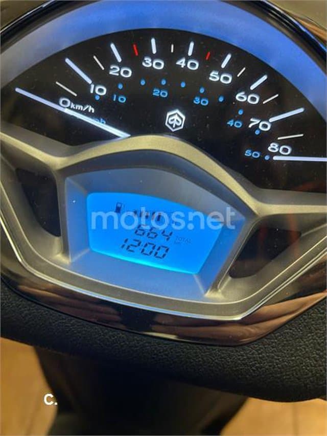 Piaggio LIBERTY 50 1995 € 2019 Asturias - 4