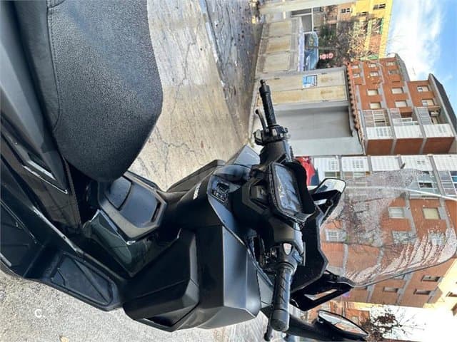 Honda Forza 125 – Vista 3