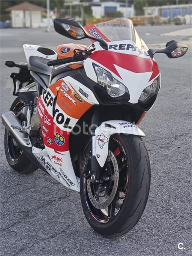 Honda CBR 1000RR Fireblade Repsol – Vista 1