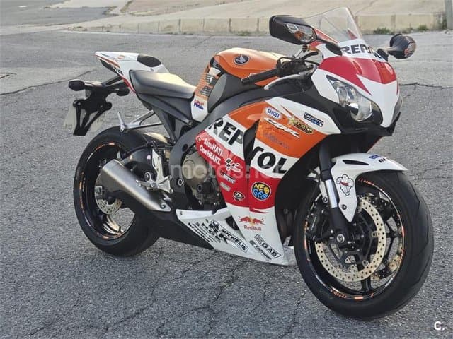 Honda CBR 1000RR Fireblade Repsol – Vista 2