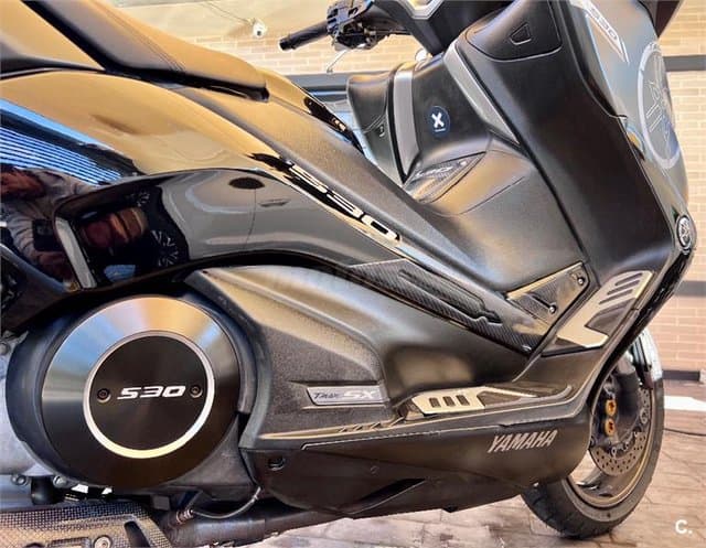 Yamaha TMAX 530 – Vista 8