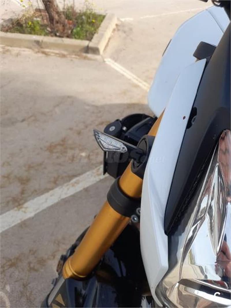 Yamaha FZ8 N – Vista 3