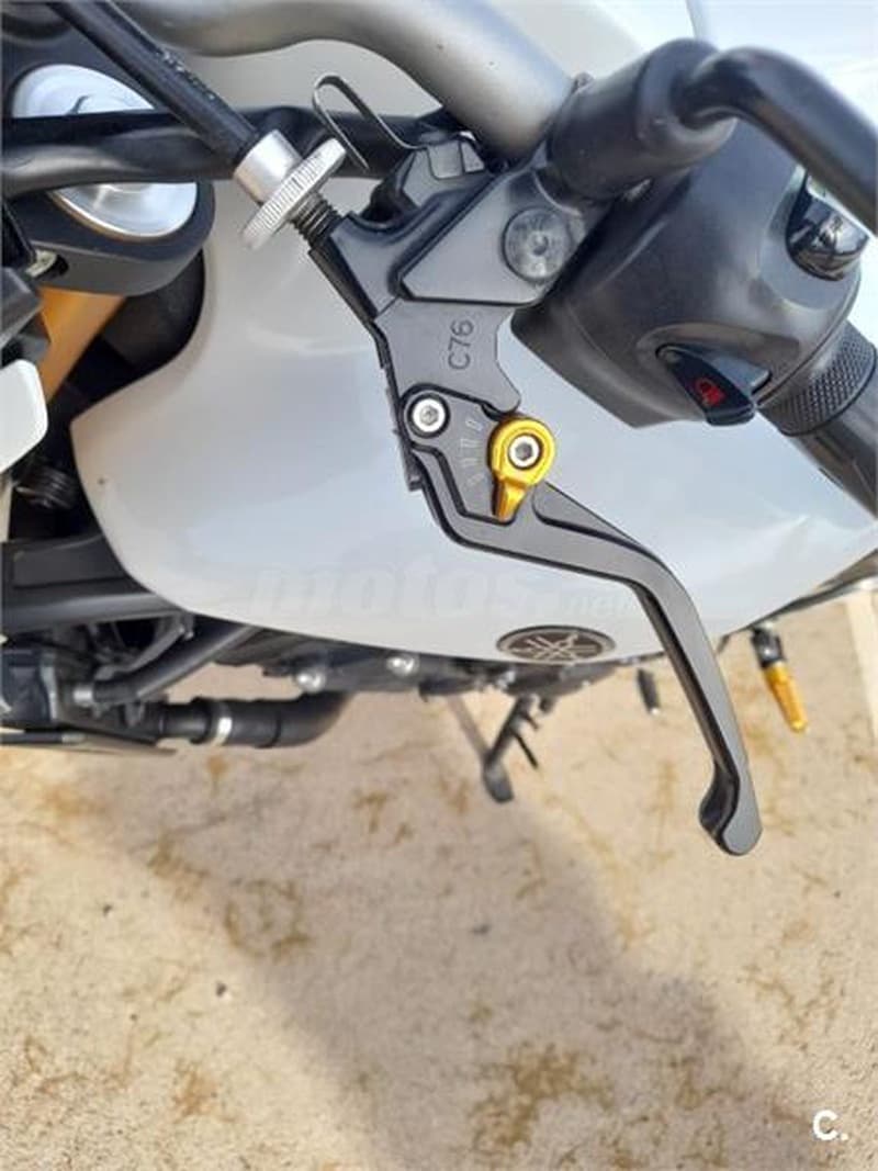 Yamaha FZ8 N – Vista 4