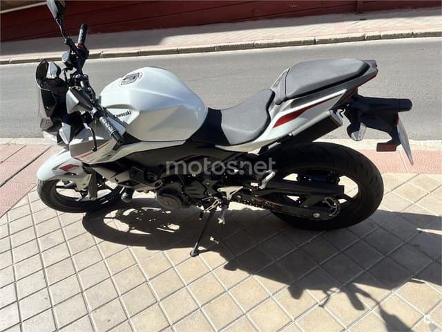 Kawasaki Z 400 4399 € 2023 Madrid - 2