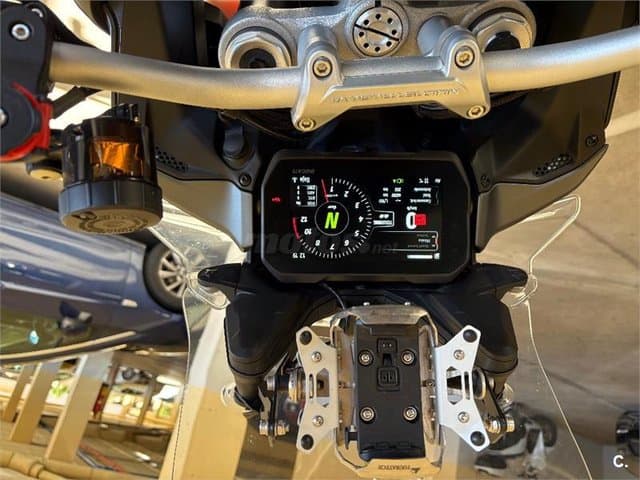 Ducati Multistrada V4 – Vista 3