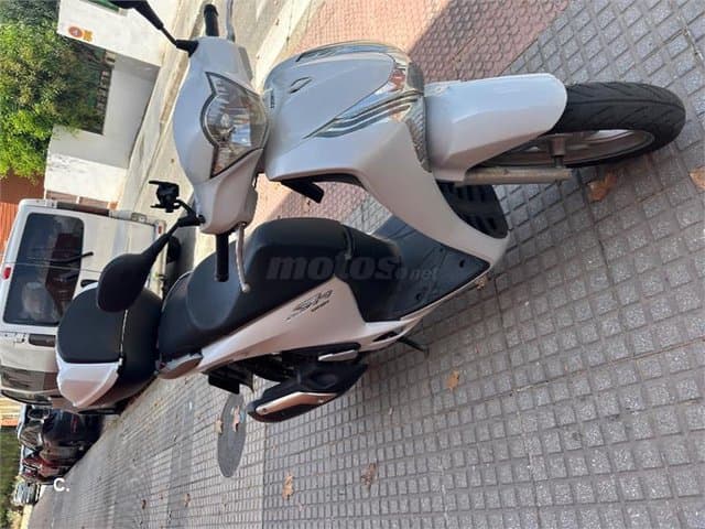 Honda SCOOPY SH125i ABS 2199 € 2015 Málaga - 4
