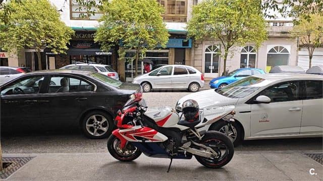 Honda CBR 1000RR 4500 € 2004 Pontevedra - 4