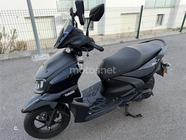 Yamaha Rayzr – Vista 1